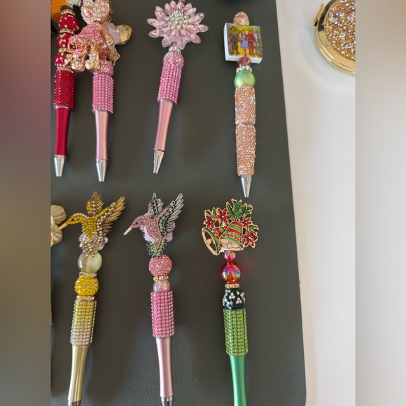 Pen Lot - Picture 3 of 3